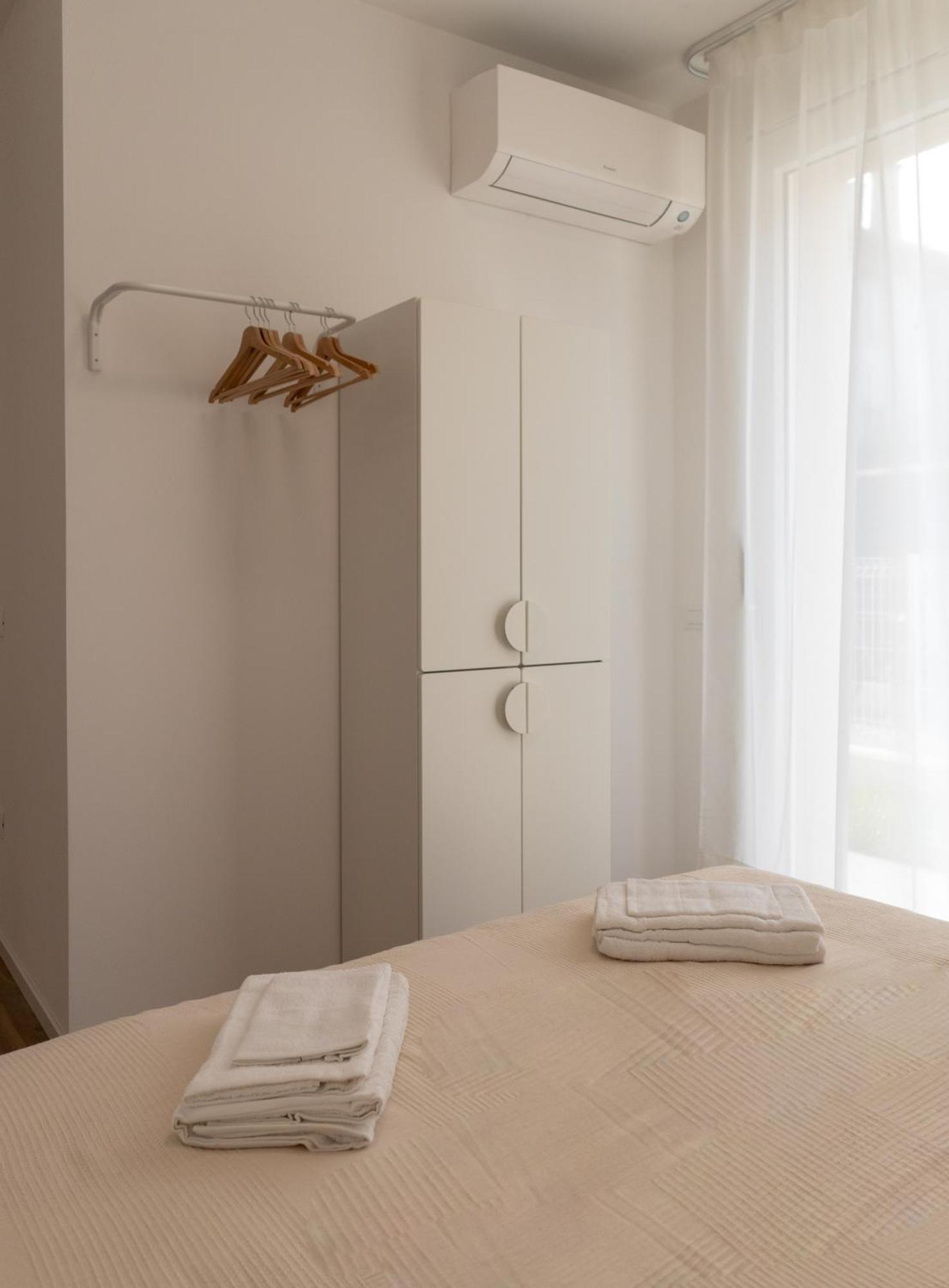 Riviera Venice Apartment