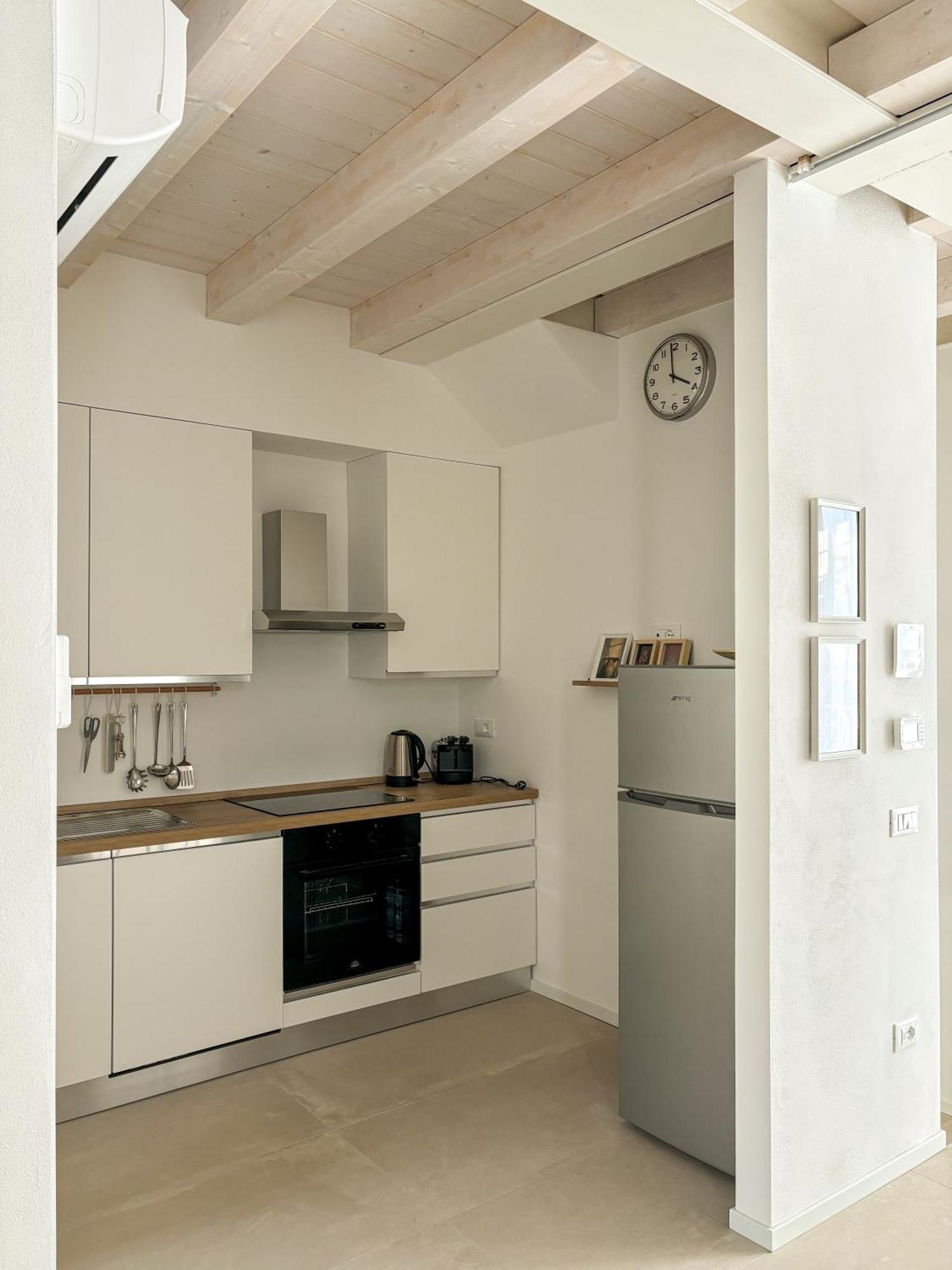 Riviera Venice Apartment Mira